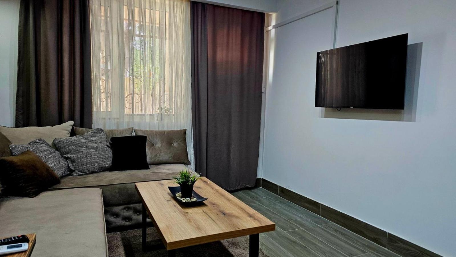 Madesa Apartment سكوبجي المظهر الخارجي الصورة